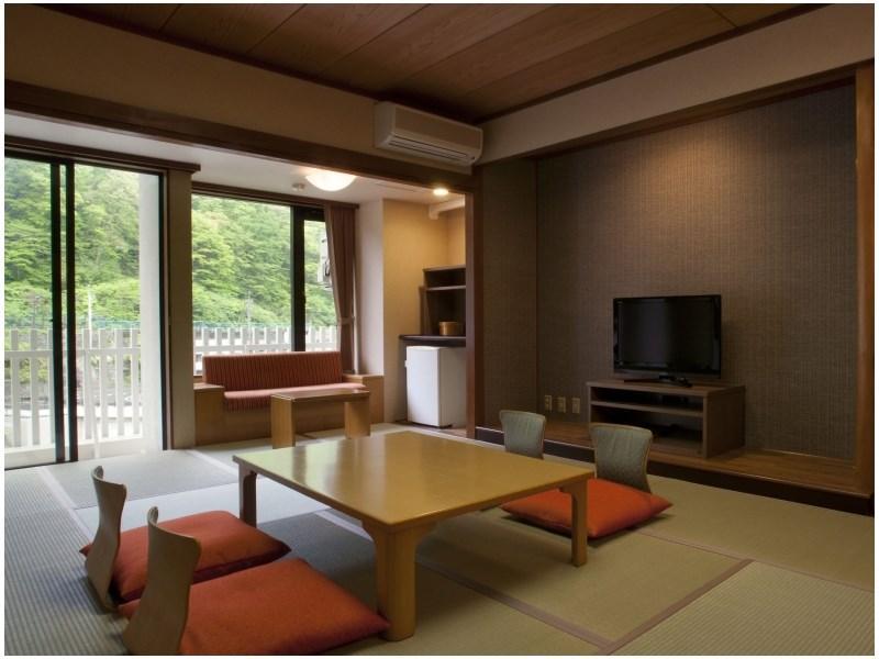 Kinugawa Onsen Hotel Нико Екстериор снимка